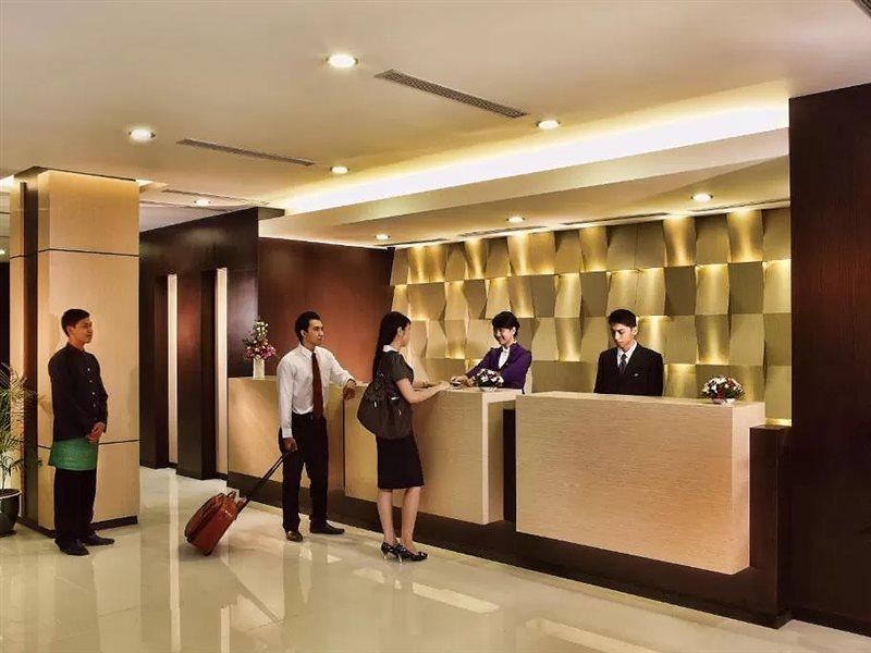 Orchardz Hotel Ayani Pontianak Bagian luar foto