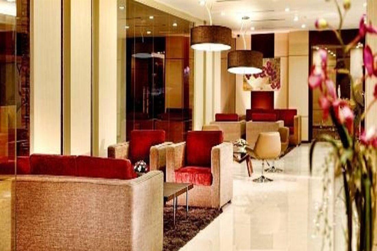 Orchardz Hotel Ayani Pontianak Bagian luar foto